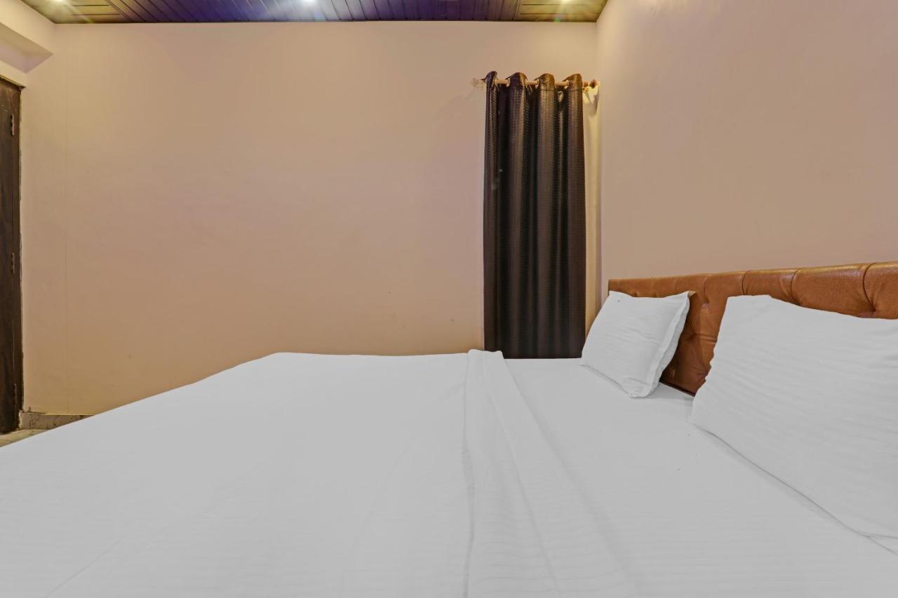 Oyo Flagship 83473 Hotel Kp Varanasi Exterior photo