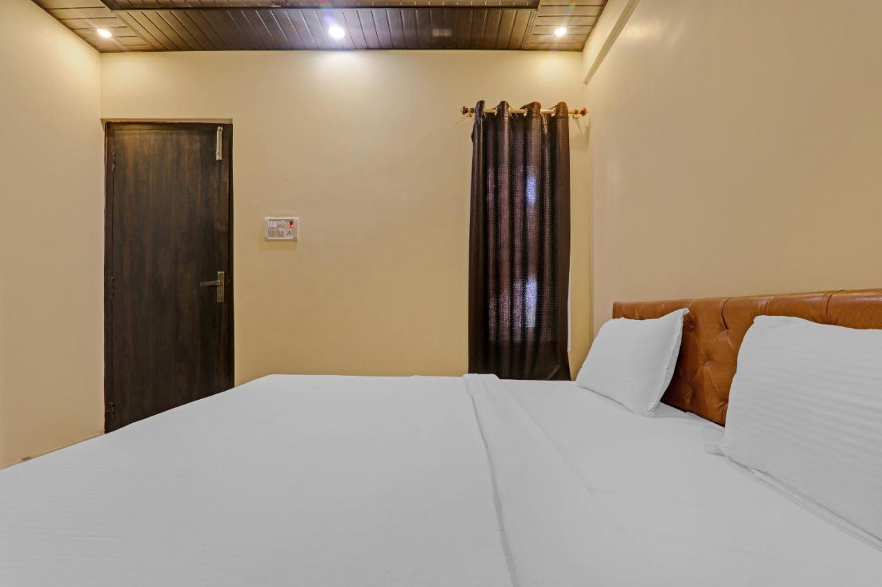 Oyo Flagship 83473 Hotel Kp Varanasi Exterior photo